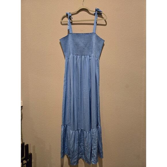 Ingrid + Isabel Women's XL Blue Smocked Midi Sundress Casual Summer Dress - Picture 1 of 9